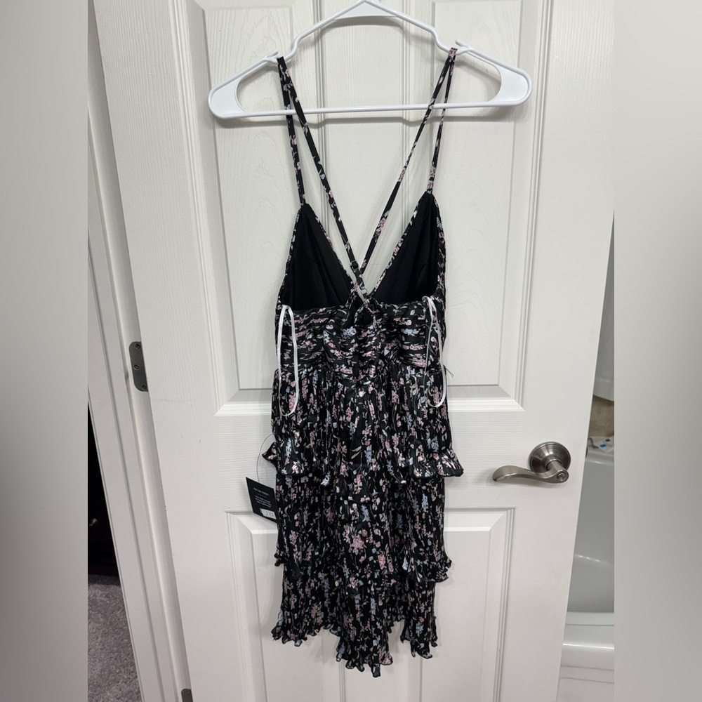 Quaint Cutie Black Floral Pleated Tiered Mini Dress size small - Picture 11 of 13